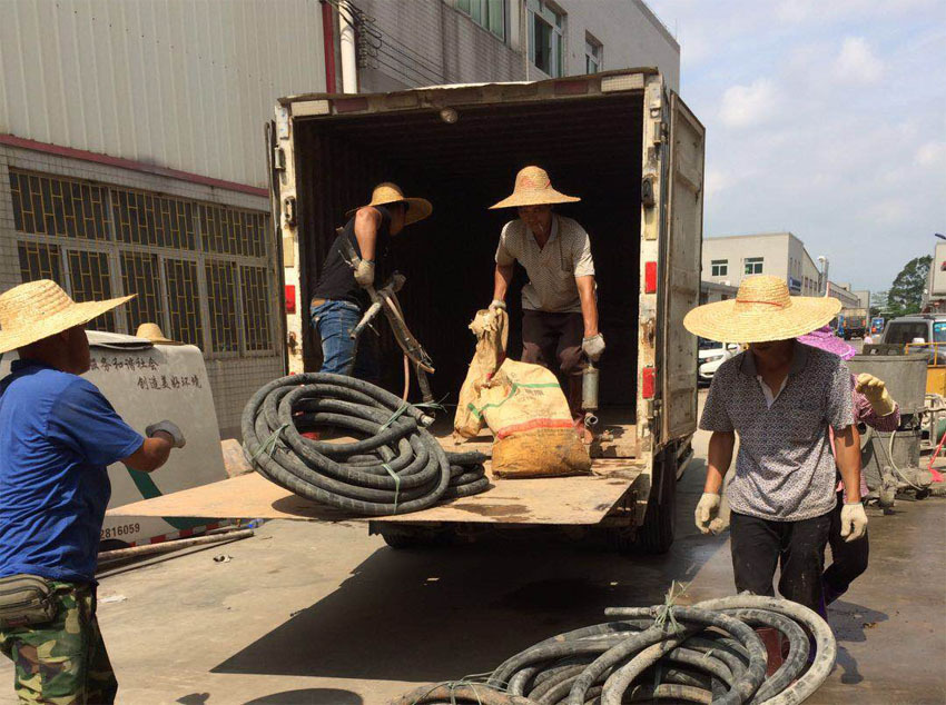 蓬安一部件厂房地基出现下沉注浆加固